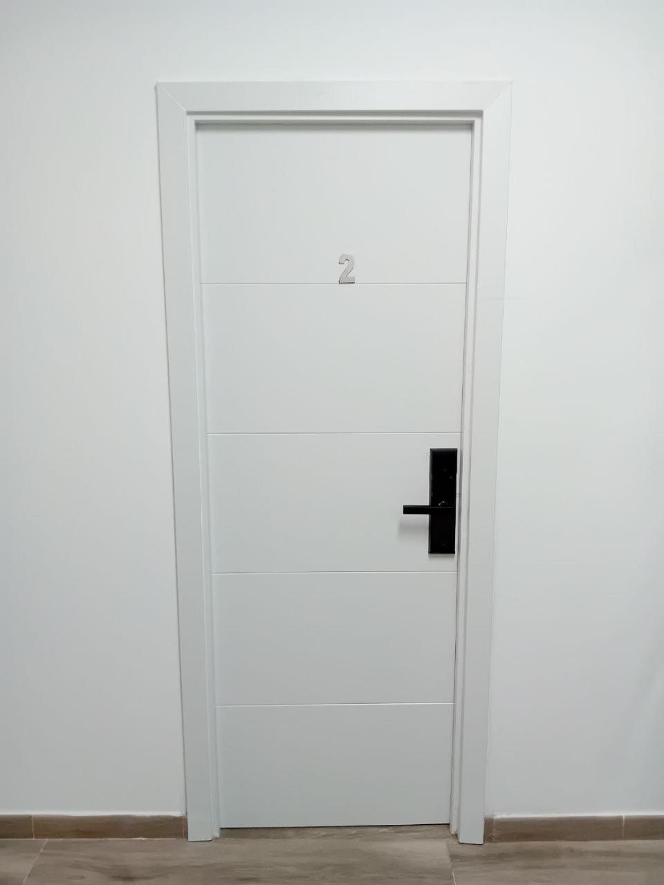 Smart Suite Madrid Luaran gambar