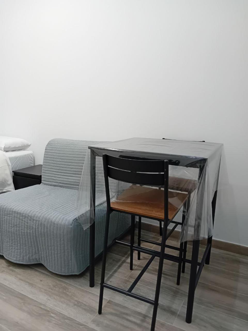 Smart Suite Madrid Luaran gambar